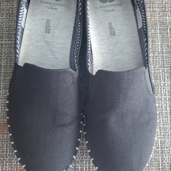 Clarks Shoes - CLOUDSTEPERS CLARKS SNEAKERS.